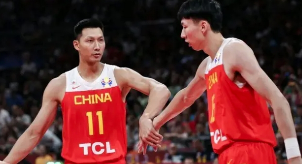 中国nba男篮球员：中国男篮的低谷与希望